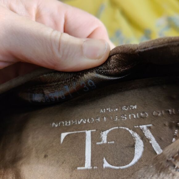 AGL tan suede ballet slipper flats silver cap toe silver buckle euc sz 39 - Picture 6 of 6